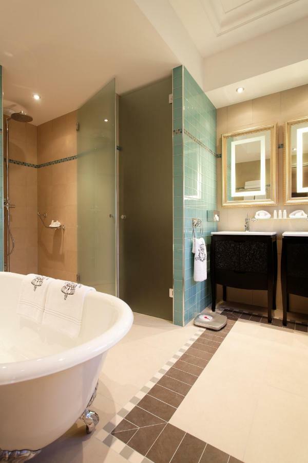 Majestic Apartments Champs Elysees Paryż Zewnętrze zdjęcie